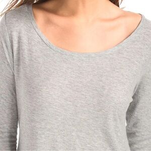 GAP Scoop Neck Long Sleeve Tee